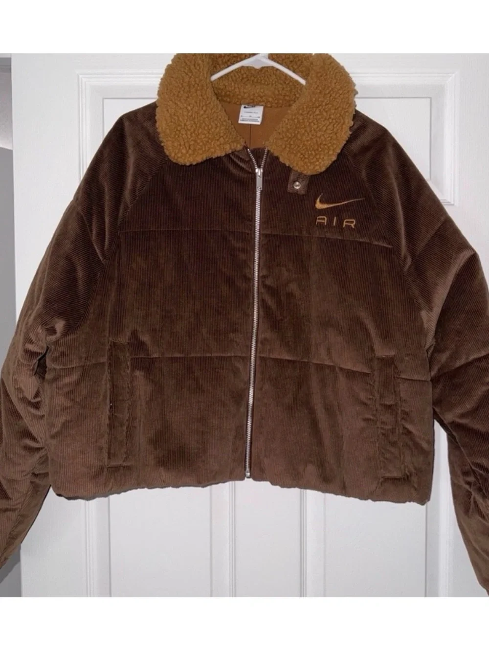 Nike attached smoke shipping